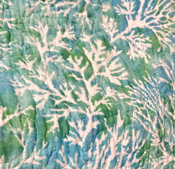 Crystal Cove Twin Quilt Set