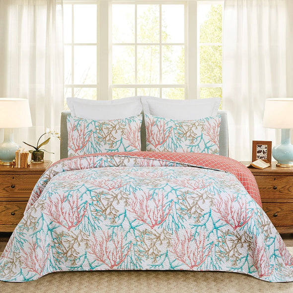Oceanaire King Bedspread in Seafoam