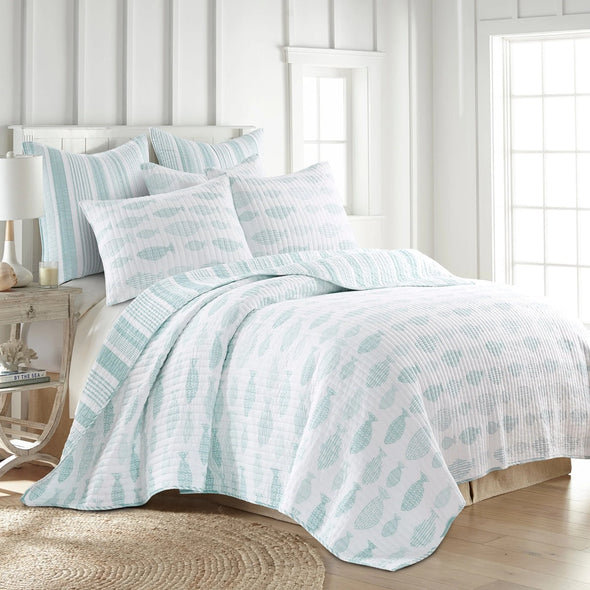 Aqua Breeze Full/Queen Quilt Set