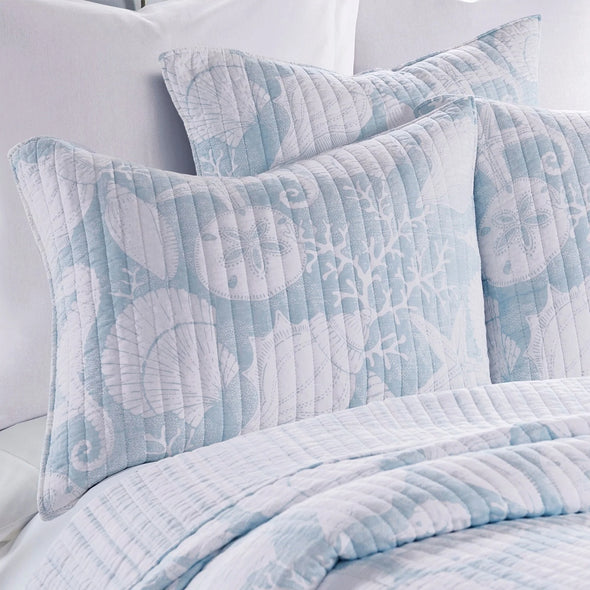 Stillwater Full/Queen Quilt Set in Light Blue