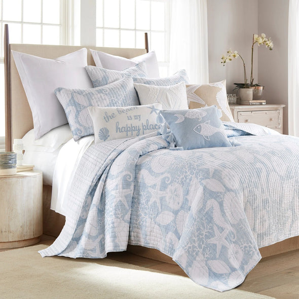 Stillwater Full/Queen Quilt Set in Light Blue