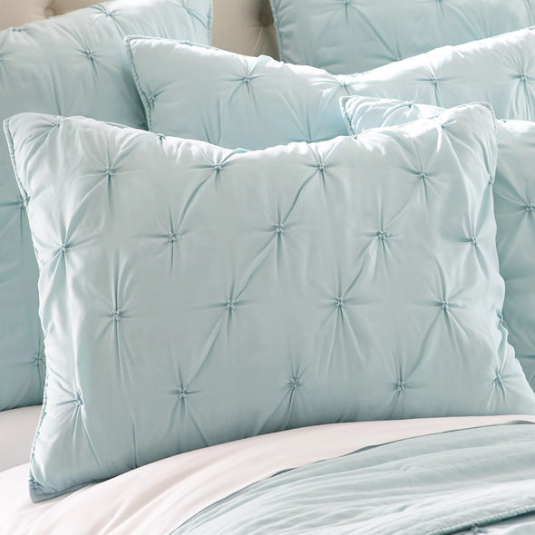 Spa Pintuck Twin/Twin XL Quilt Set