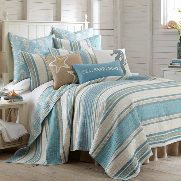 Blue Maui King/Cal King Quilt Set
